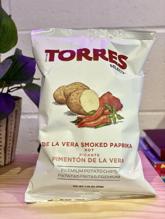 Torres 'Pimentón de la Vera' Smoked Paprika Chips (50g small bag) - DECANTsf